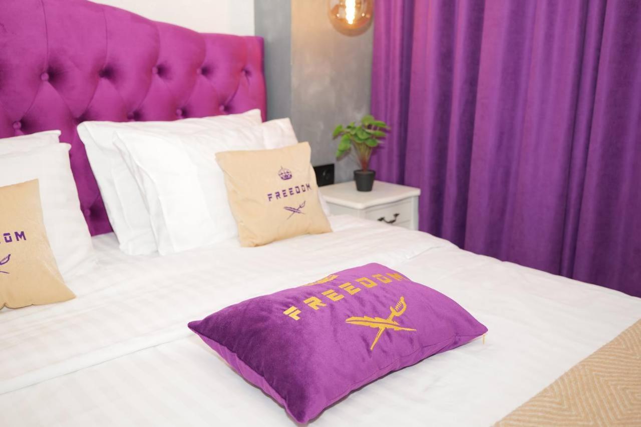 Don Papa Apartments In City Center 基輔 外观 照片